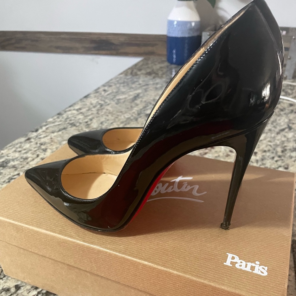 pigalle follies 100 patent